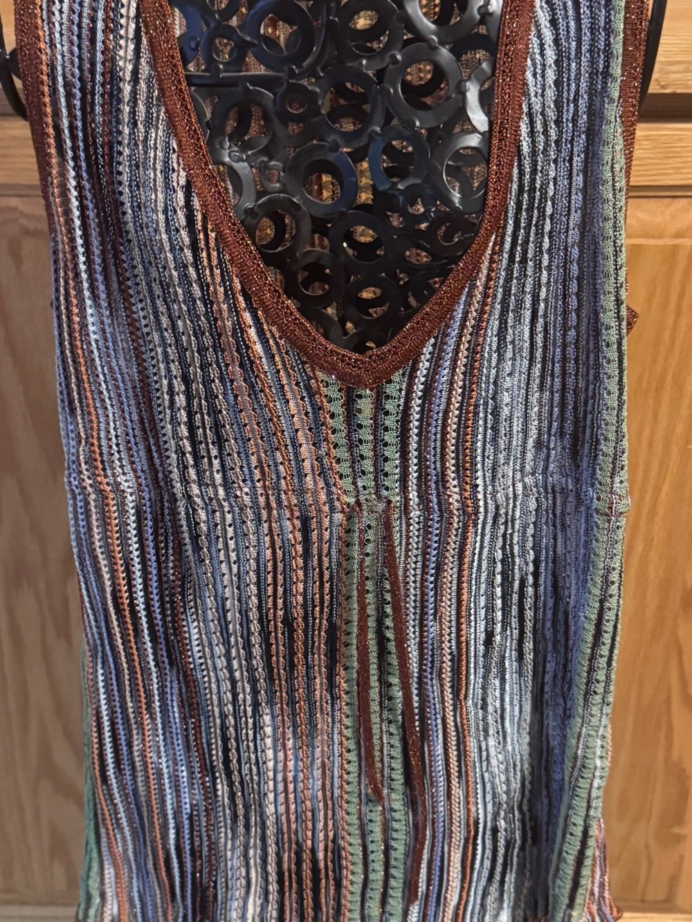 Women's Missni Size 6 Tank Top Italy Colorful Lightweight  V- Neck Wide Straps